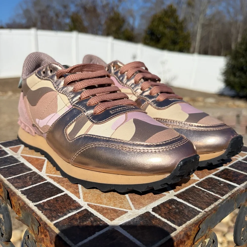 Valentino Garavani Rockrunner Leather & Suede Camouflage Sneakers Size 37.5 - Picture 9 of 11
